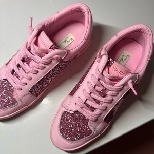 Pink Vintages Havana sneakers!!!